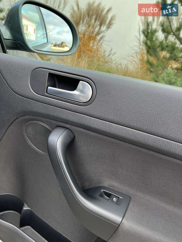 Хэтчбек Volkswagen Golf Plus 2009 в Луцке