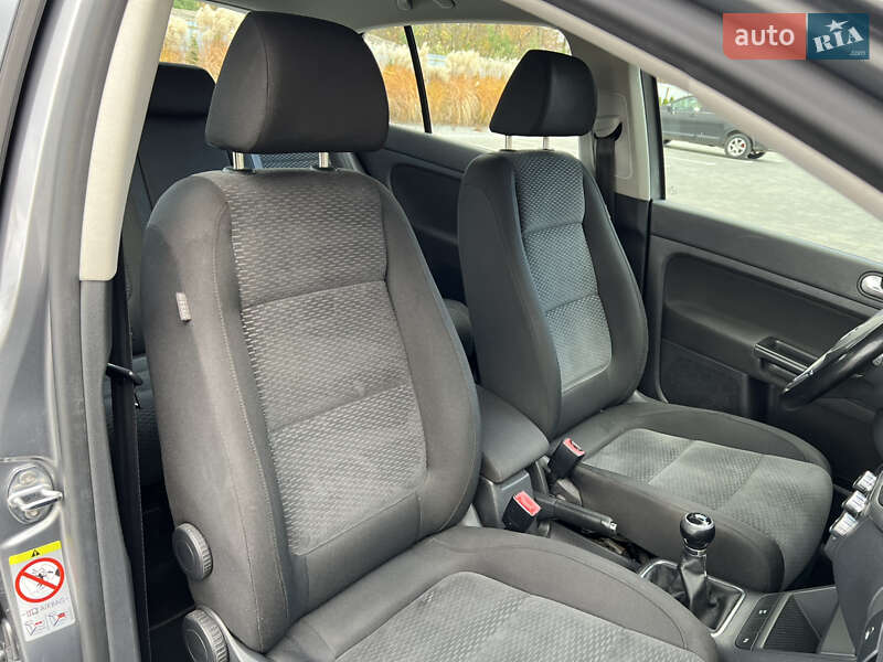 Хэтчбек Volkswagen Golf Plus 2009 в Луцке