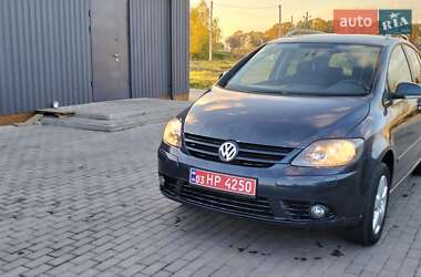 Хэтчбек Volkswagen Golf Plus 2008 в Луцке