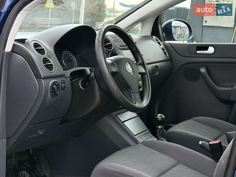 Хэтчбек Volkswagen Golf Plus 2006 в Дрогобыче фото 7 Хэтчбек Volkswagen Golf Plus 2006 в Дрогобыче