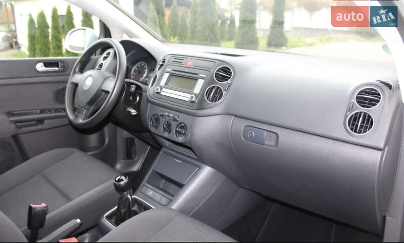 Хэтчбек Volkswagen Golf Plus 2008 в Львове