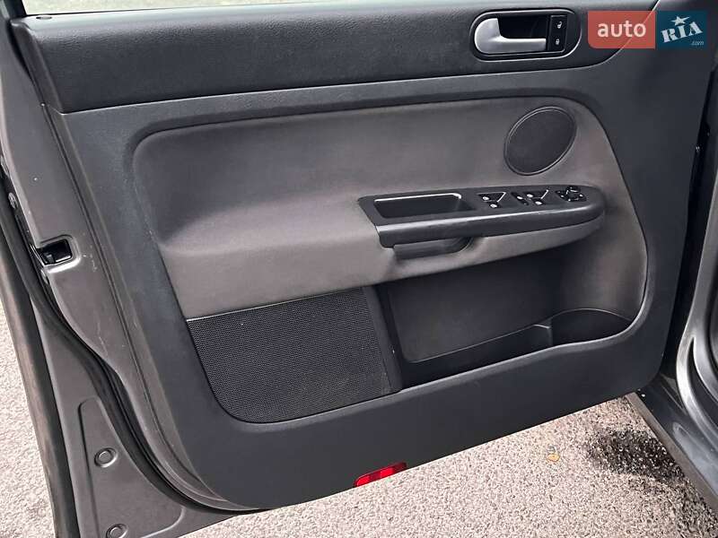 Хетчбек Volkswagen Golf Plus 2008 в Лубнах