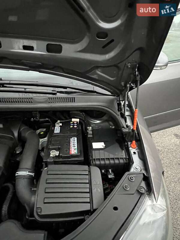 Хетчбек Volkswagen Golf Plus 2008 в Лубнах