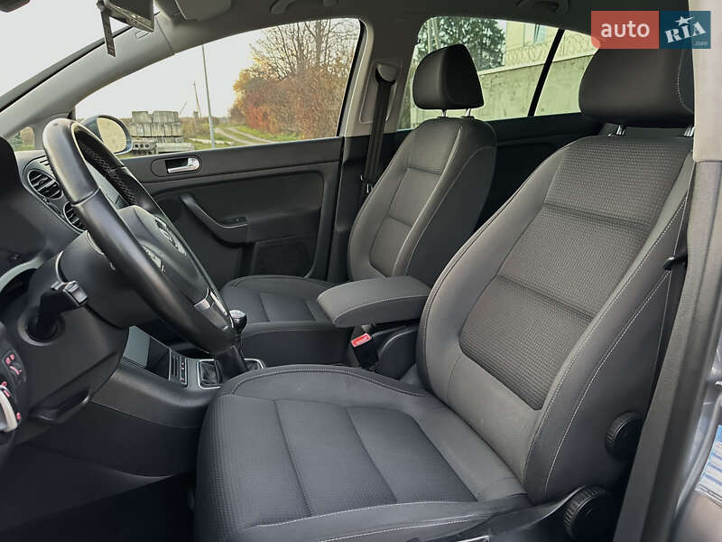 Хэтчбек Volkswagen Golf Plus 2011 в Стрые