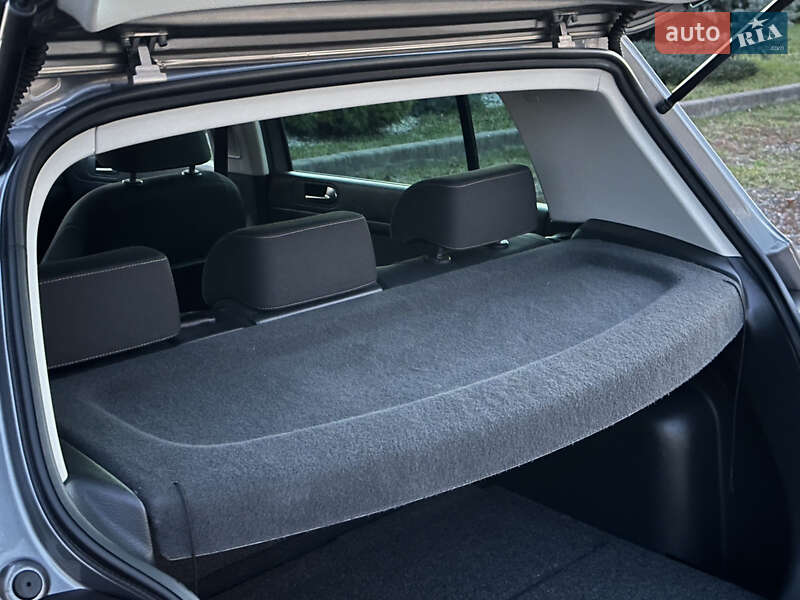 Хэтчбек Volkswagen Golf Plus 2011 в Стрые