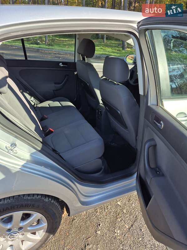 Хэтчбек Volkswagen Golf Plus 2005 в Киверцах