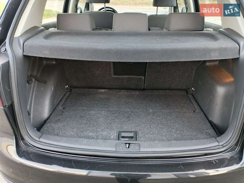 Хэтчбек Volkswagen Golf Plus 2009 в Прилуках