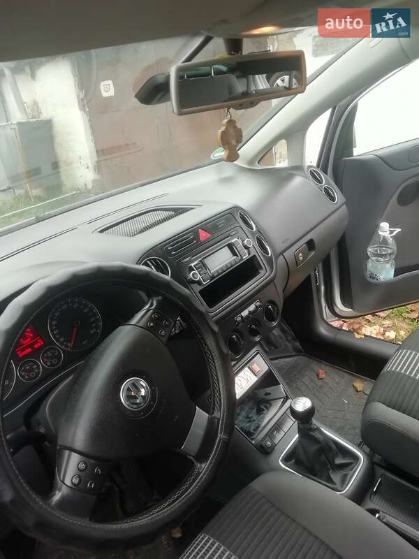 Хэтчбек Volkswagen Golf Plus 2008 в Умани фото 9 Хэтчбек Volkswagen Golf Plus 2008 в Умани
