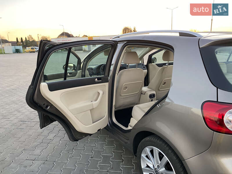 Хэтчбек Volkswagen Golf Plus 2010 в Луцке фото 6 Хэтчбек Volkswagen Golf Plus 2010 в Луцке