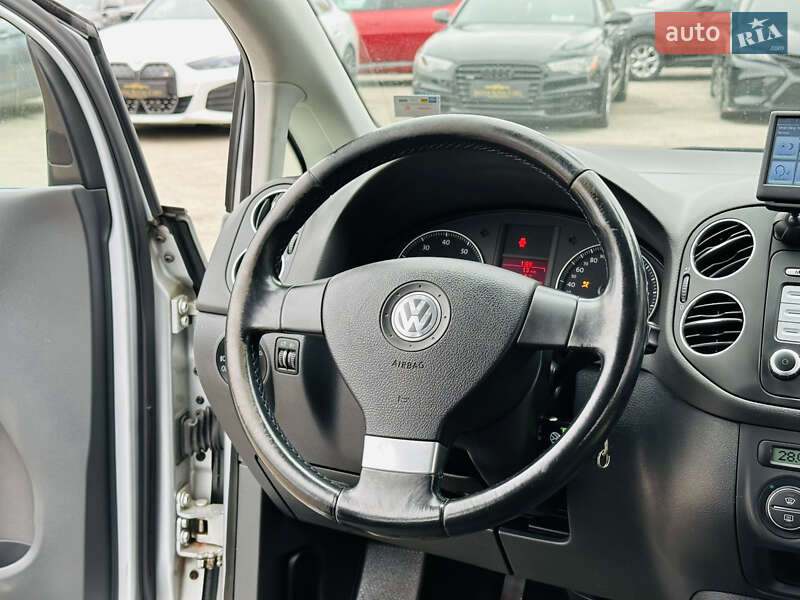 Хэтчбек Volkswagen Golf Plus 2007 в Харькове