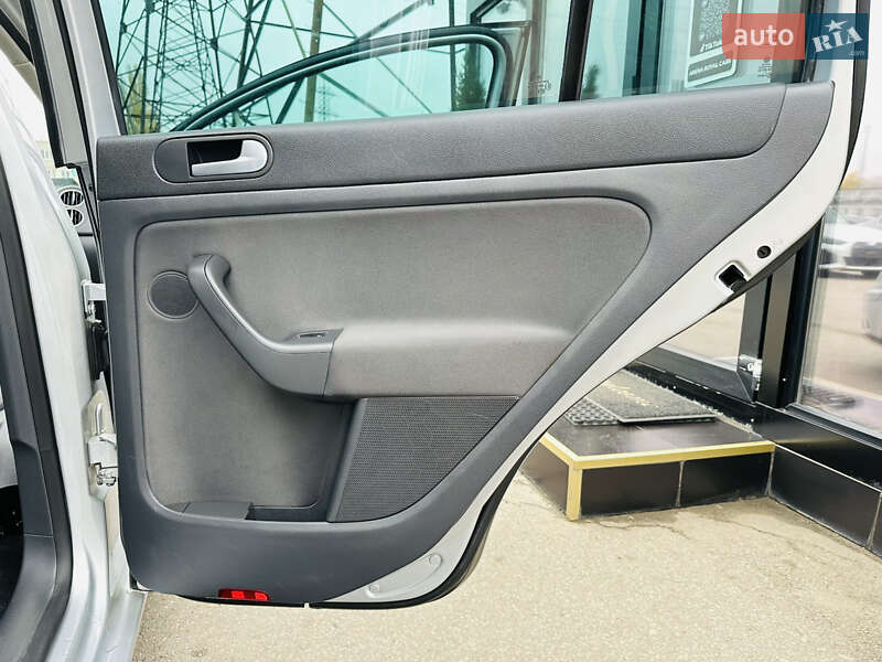 Хэтчбек Volkswagen Golf Plus 2007 в Харькове