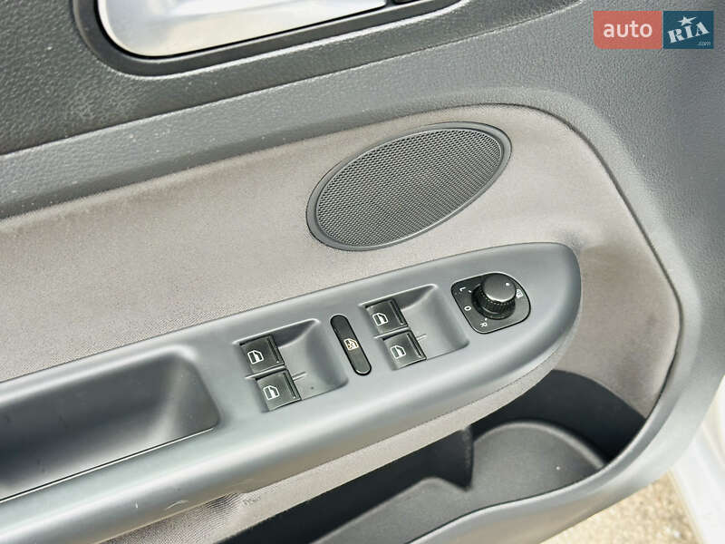 Хэтчбек Volkswagen Golf Plus 2007 в Харькове