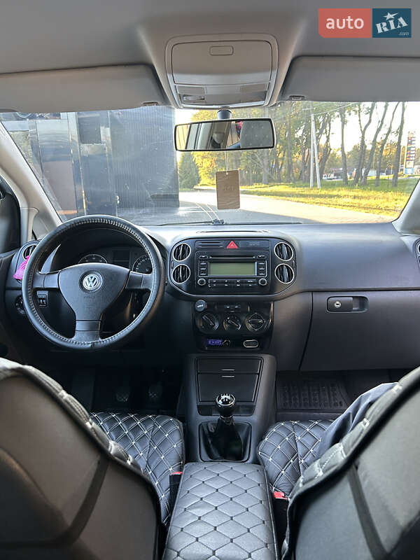 Хэтчбек Volkswagen Golf Plus 2005 в Холодноводке фото 5 Хэтчбек Volkswagen Golf Plus 2005 в Холодноводке