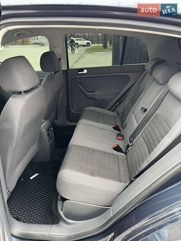 Хэтчбек Volkswagen Golf Plus 2007 в Умани фото 5 Хэтчбек Volkswagen Golf Plus 2007 в Умани