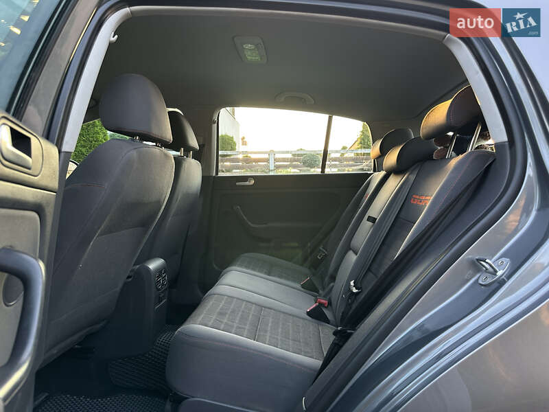 Хэтчбек Volkswagen Golf Plus 2006 в Стрые