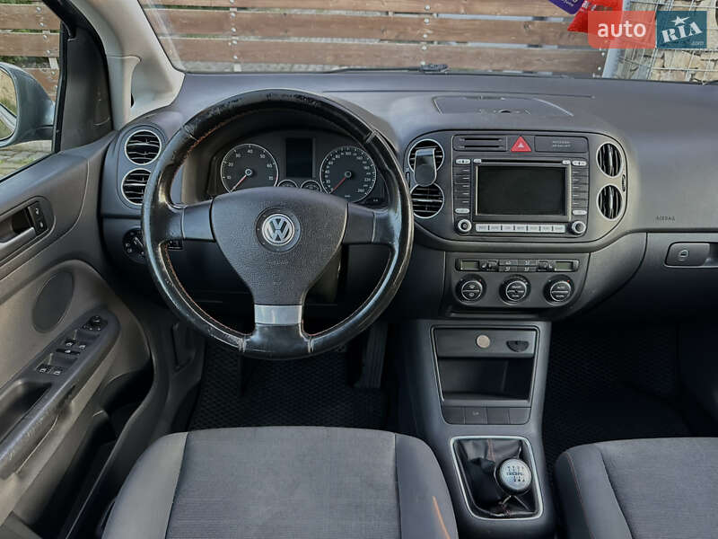 Хэтчбек Volkswagen Golf Plus 2006 в Стрые