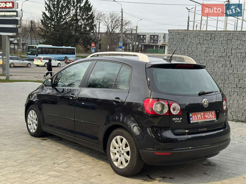 Хэтчбек Volkswagen Golf Plus 2009 в Луцке
