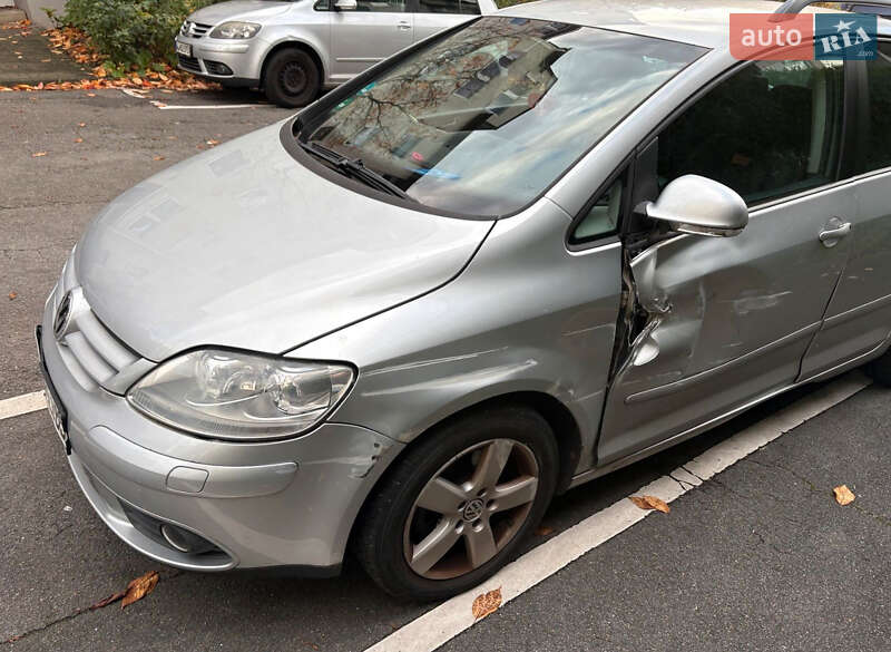 Хэтчбек Volkswagen Golf Plus 2008 в Луцке фото 4 Хэтчбек Volkswagen Golf Plus 2008 в Луцке