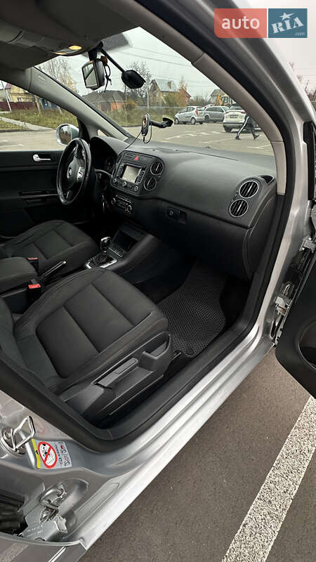 Хэтчбек Volkswagen Golf Plus 2011 в Тарасовке