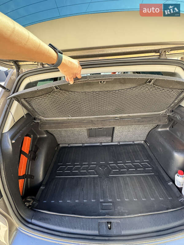 Хэтчбек Volkswagen Golf Plus 2010 в Харькове фото 64 Хэтчбек Volkswagen Golf Plus 2010 в Харькове