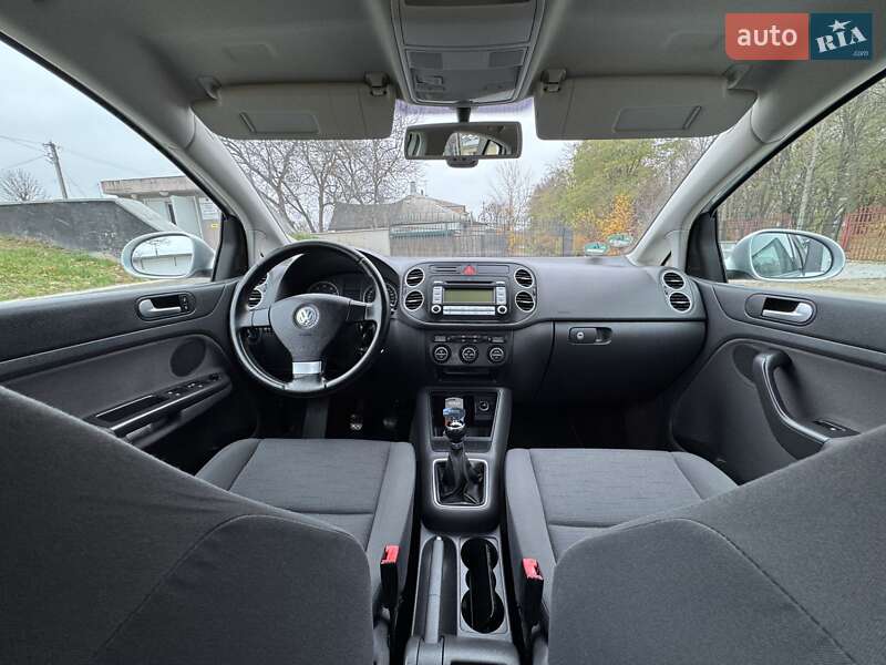 Хэтчбек Volkswagen Golf Plus 2008 в Смеле