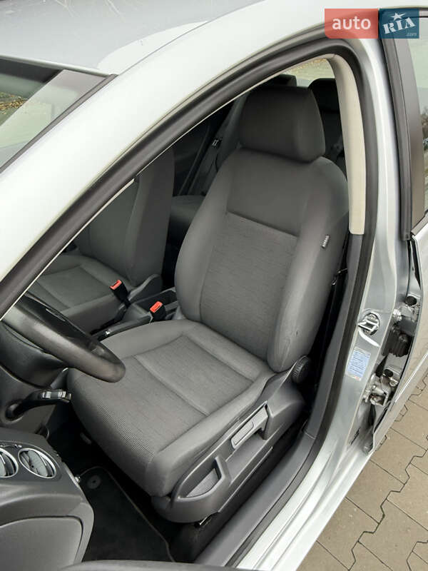 Хэтчбек Volkswagen Golf Plus 2009 в Белой Церкви фото 33 Хэтчбек Volkswagen Golf Plus 2009 в Белой Церкви