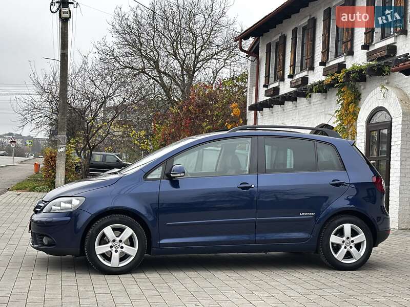 Хэтчбек Volkswagen Golf Plus 2009 в Красилове