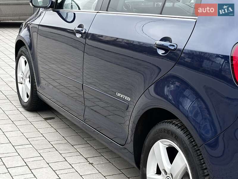 Хэтчбек Volkswagen Golf Plus 2009 в Красилове