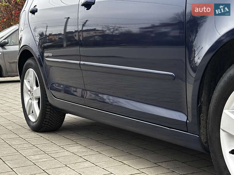 Хэтчбек Volkswagen Golf Plus 2009 в Красилове