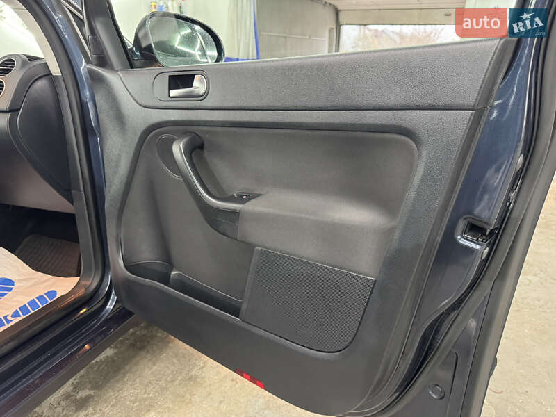 Хетчбек Volkswagen Golf Plus 2011 в Кременці