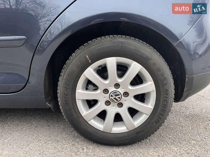 Хэтчбек Volkswagen Golf Plus 2007 в Звягеле фото 10 Хэтчбек Volkswagen Golf Plus 2007 в Звягеле