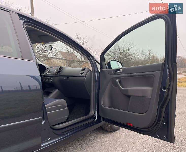 Хэтчбек Volkswagen Golf Plus 2007 в Звягеле фото 30 Хэтчбек Volkswagen Golf Plus 2007 в Звягеле