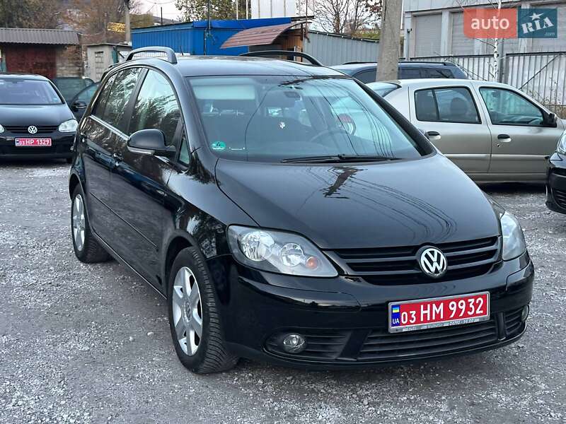 Хэтчбек Volkswagen Golf Plus 2008 в Каменском
