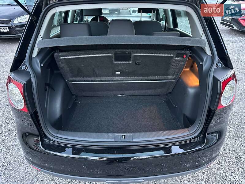 Хэтчбек Volkswagen Golf Plus 2008 в Каменском