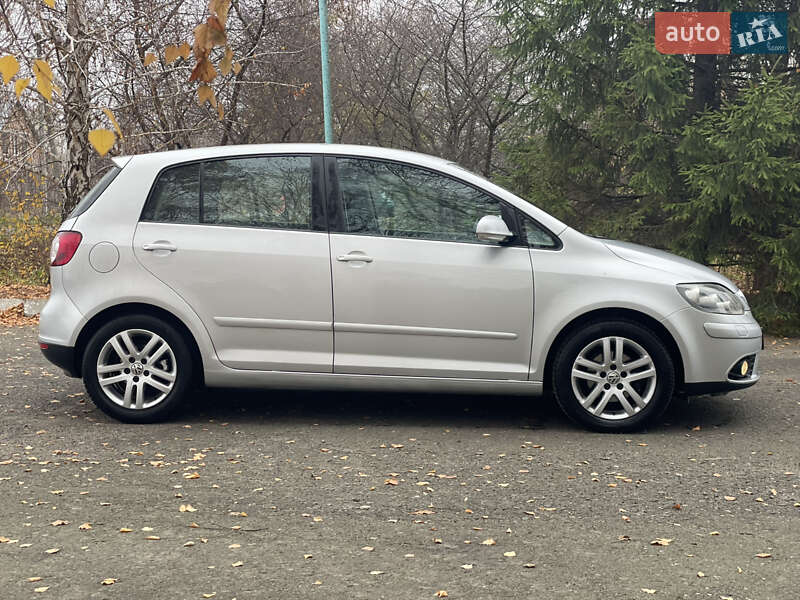 Хетчбек Volkswagen Golf Plus 2007 в Корсунь-Шевченківському фото 29 Хетчбек Volkswagen Golf Plus 2007 в Корсунь-Шевченківському
