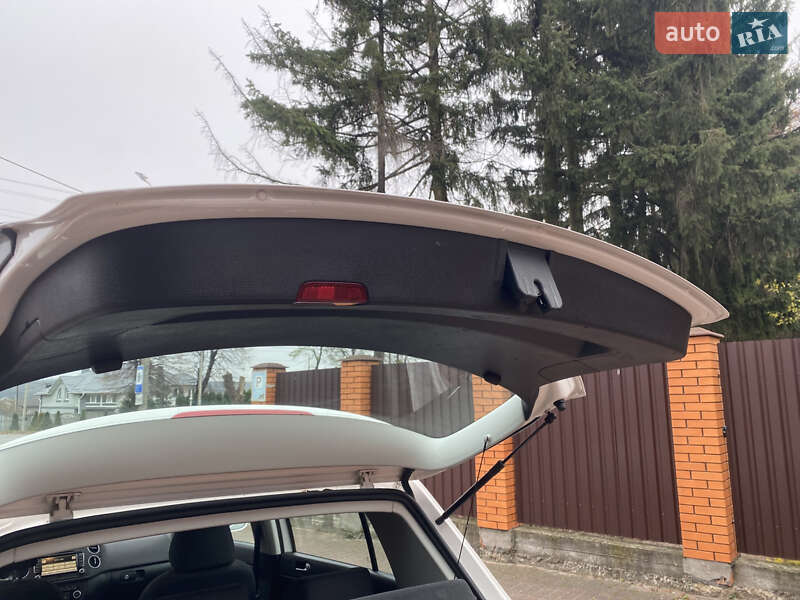 Хетчбек Volkswagen Golf Plus 2011 в Хмельницькому