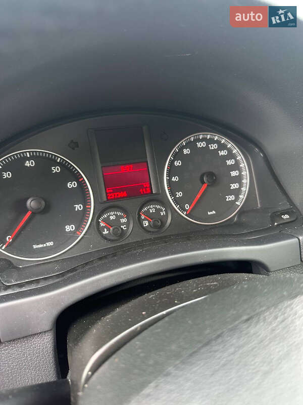 Хетчбек Volkswagen Golf Plus 2007 в Чернівцях фото 11 Хетчбек Volkswagen Golf Plus 2007 в Чернівцях