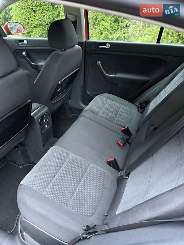 Хэтчбек Volkswagen Golf Plus 2009 в Луцке