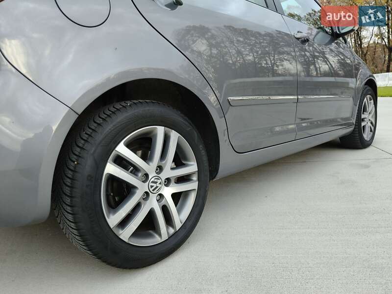 Хэтчбек Volkswagen Golf Plus 2009 в Луцке фото 5 Хэтчбек Volkswagen Golf Plus 2009 в Луцке