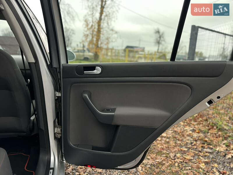 Хэтчбек Volkswagen Golf Plus 2006 в Виннице