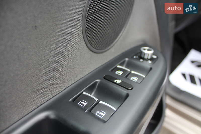 Хэтчбек Volkswagen Golf Plus 2010 в Трускавце