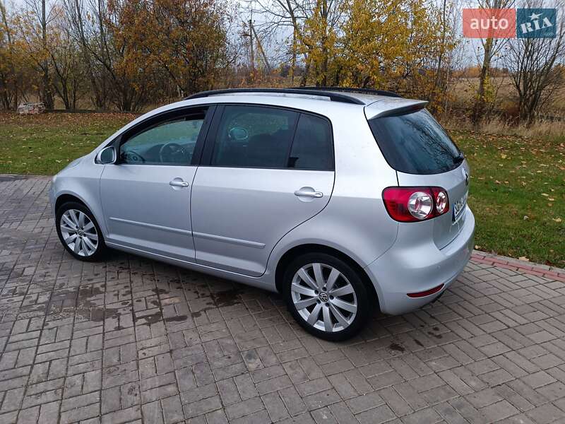 Хетчбек Volkswagen Golf Plus 2010 в Луцьку