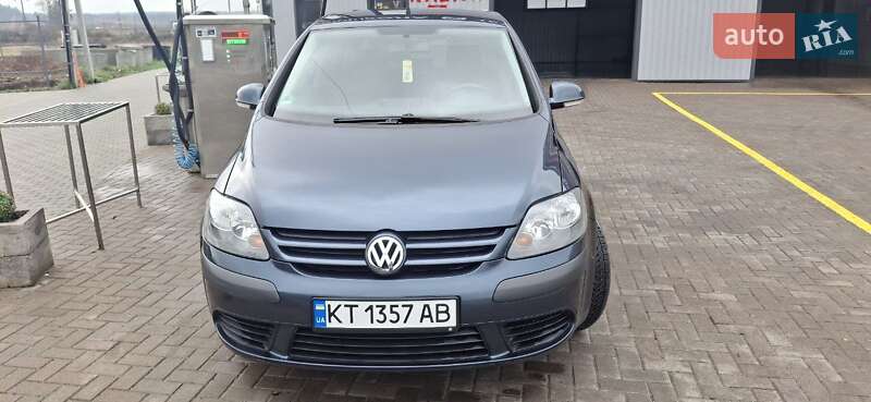 Хетчбек Volkswagen Golf Plus 2005 в Ірпені