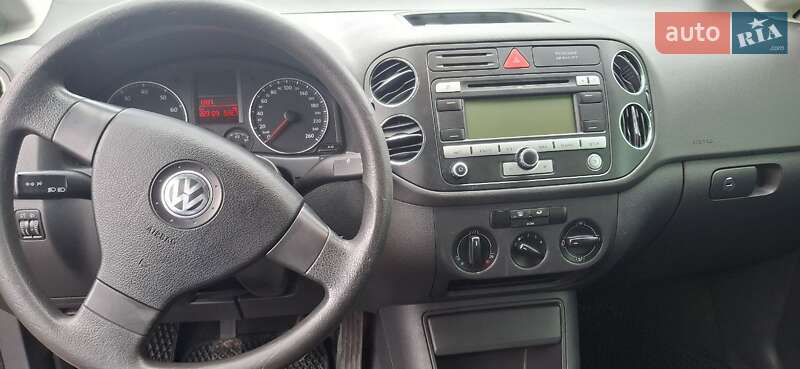 Хетчбек Volkswagen Golf Plus 2005 в Ірпені