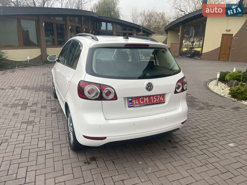 Хэтчбек Volkswagen Golf Plus 2010 в Виноградове