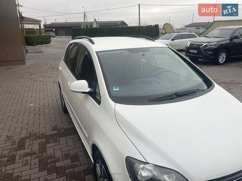 Хэтчбек Volkswagen Golf Plus 2010 в Виноградове