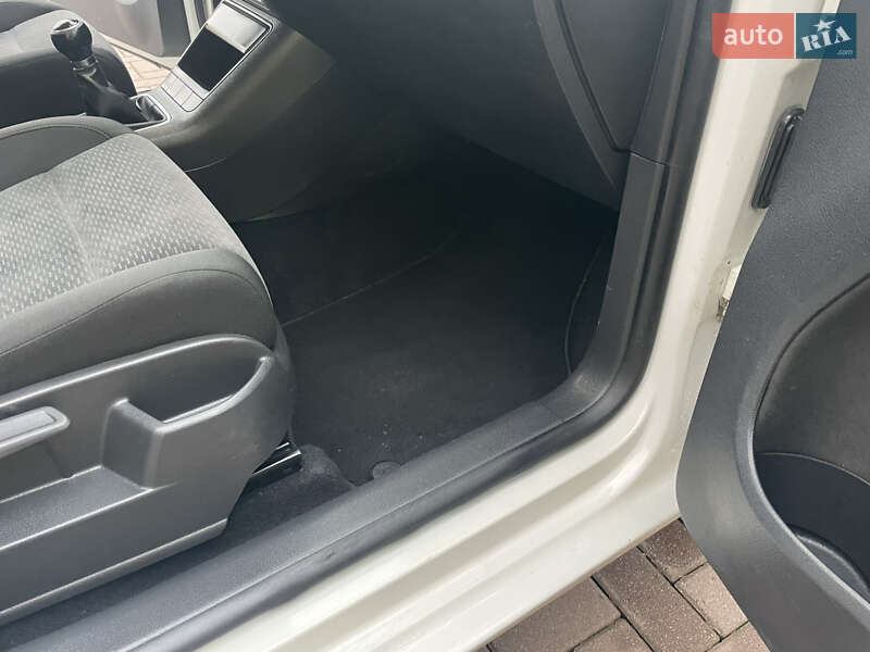 Хэтчбек Volkswagen Golf Plus 2010 в Виноградове