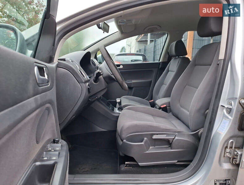 Хэтчбек Volkswagen Golf Plus 2008 в Луцке