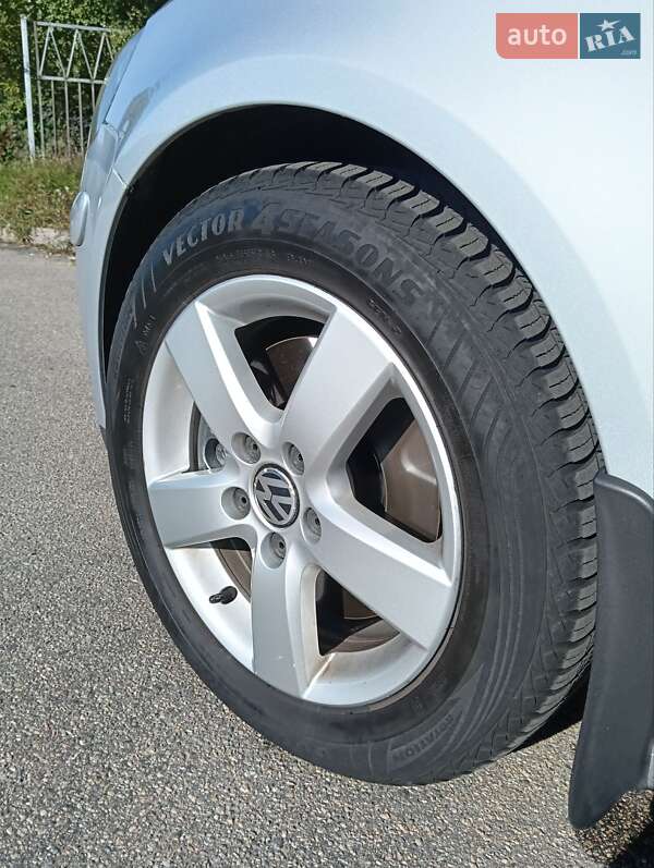 Хэтчбек Volkswagen Golf Plus 2008 в Житомире