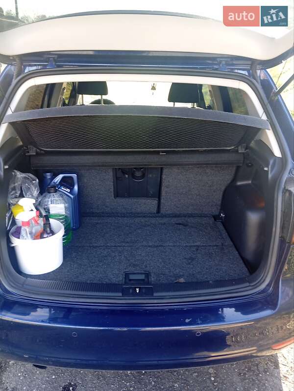 Хетчбек Volkswagen Golf Plus 2010 в Хмельницькому фото 6 Хетчбек Volkswagen Golf Plus 2010 в Хмельницькому